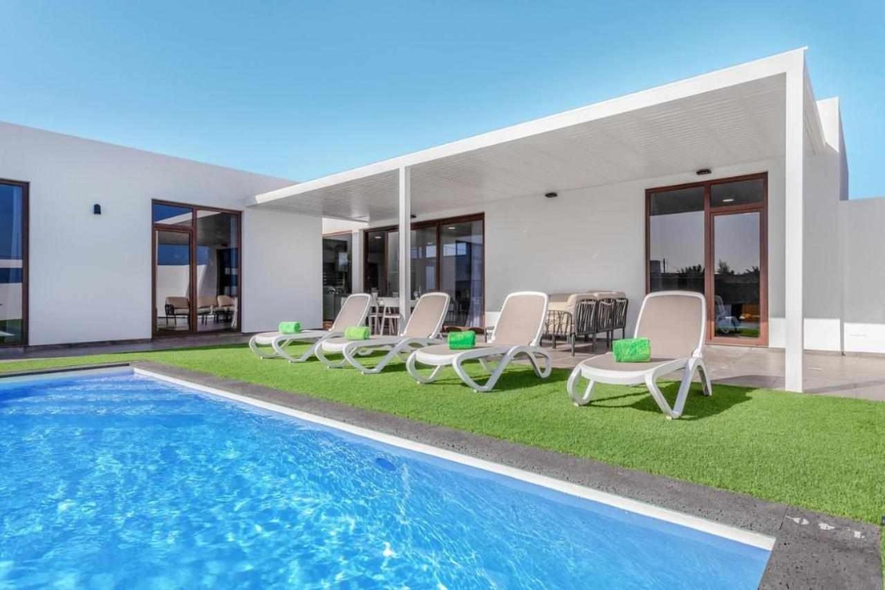 Villa Ponzos Chalet Independiente Y Privado Triquivijate Exterior foto